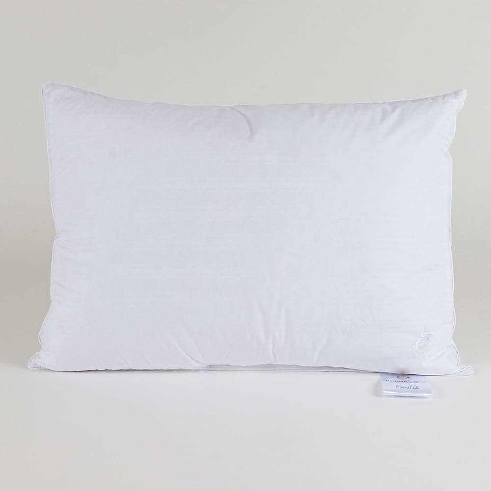 Emelie pillow