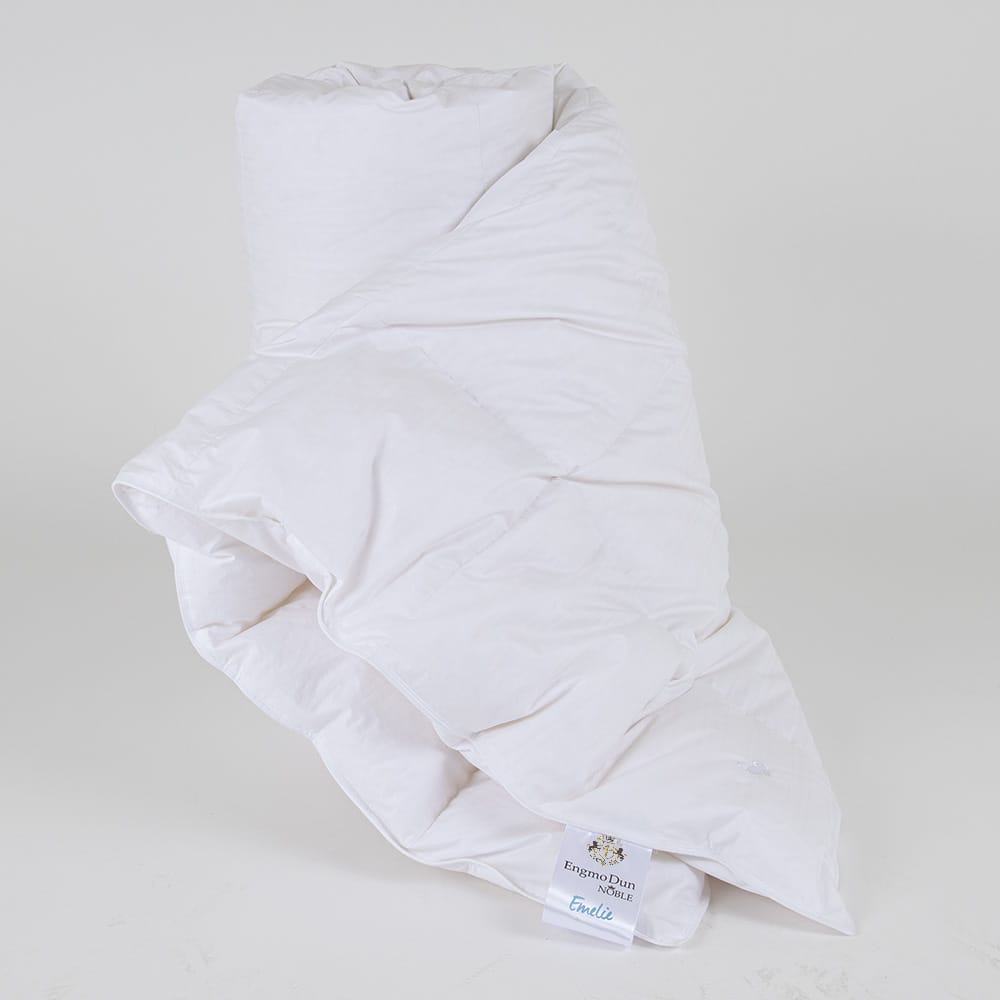 Emelie duvet